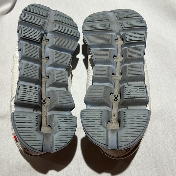 On Running Cloud 5 White Chambray Running Sneakers Shoes Womens Size 9 - Picture 13 of 14